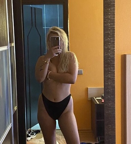 Beste Barkut star nude archive