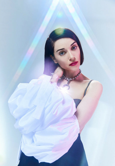 St Vincent nice model pic