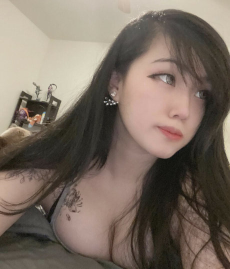 smolmikuu pornstar sexy photo