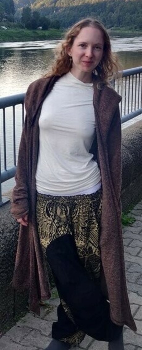 hairy legs onlyfans porn img