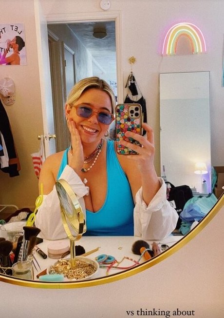 Emma Topp model best pics