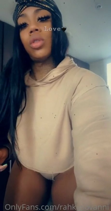 Rahki Giovanni star top pics