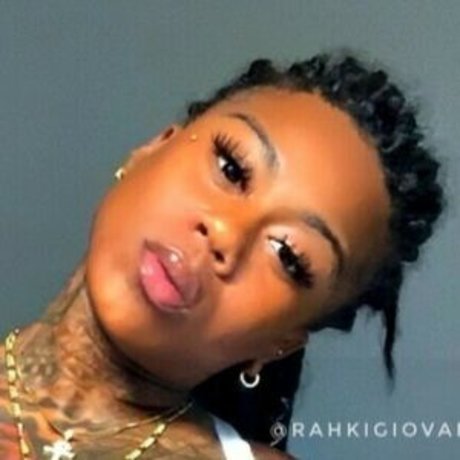 Rahki Giovanni erotic star photo