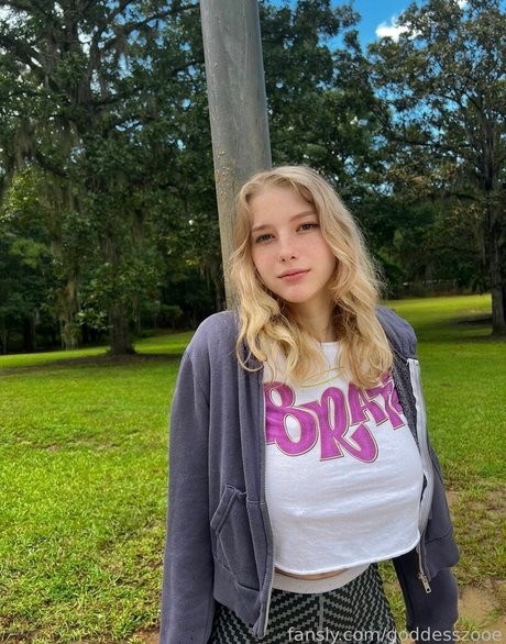 goddesszooe star porn photos