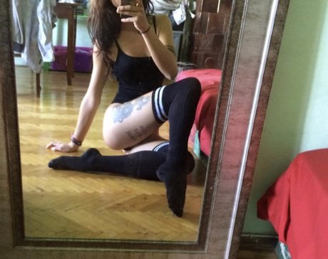 Melodymate hot star photos