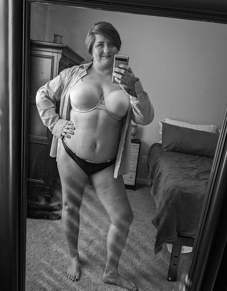 Saige Wilds nice pornstar image