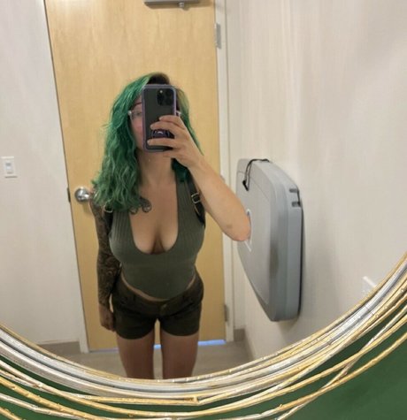 Alexxxandria23 free actress archive