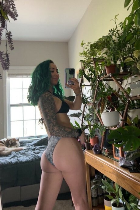 Alexxxandria23 nude actress images