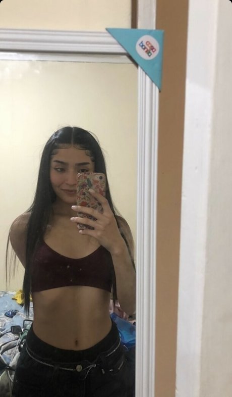 Flores Isabella98 perfect actress photo