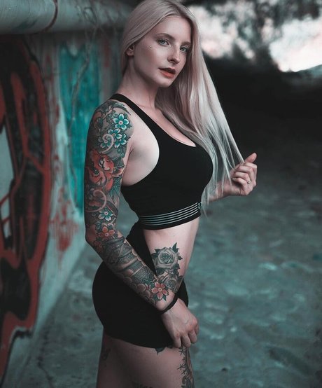 Swann SG pornstar exclusive image