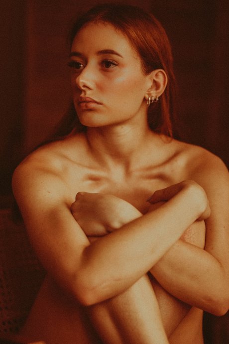 Lolawoo pornstar picture