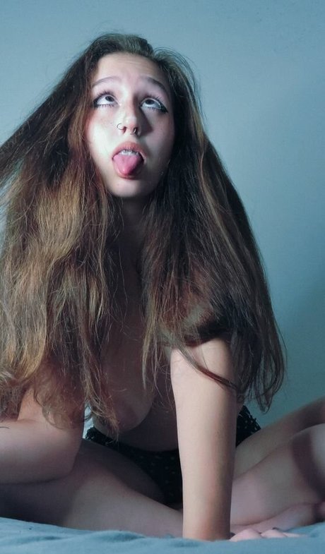 Tsuki Chan beautiful actress pic