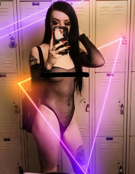 huge fake tits onlyfans sexy img