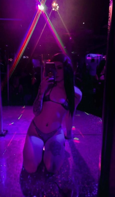 thick latina milf onlyfans art naked img