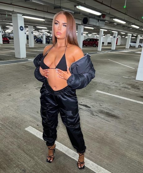 Demi Jones free model photos