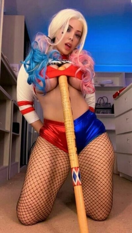 Mizz Ellaa ASMR pornstar beautiful picture