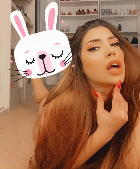 Mizz Ellaa ASMR nudes star archive