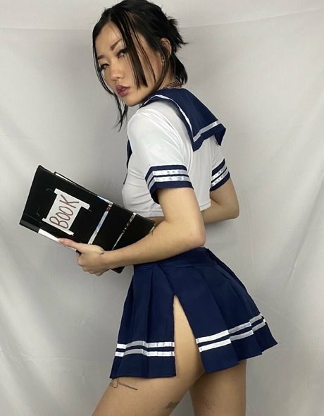 males are not cancelled hot actress image