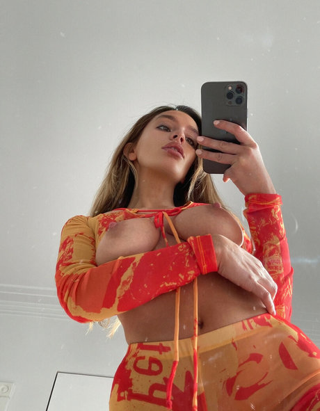 Christina Dietze star nudes image