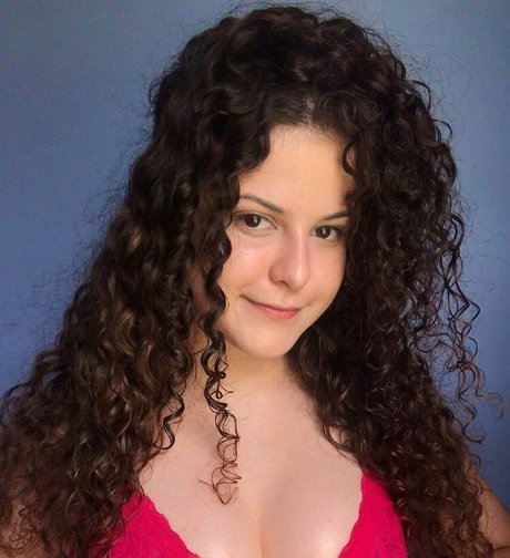 Ana Bluhen star nude archive