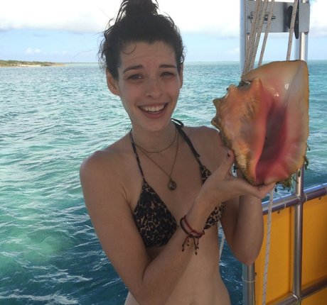 Carly Foulkes free actress images