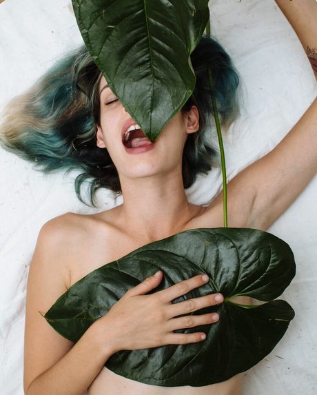 Carly Foulkes pretty pornstar photos