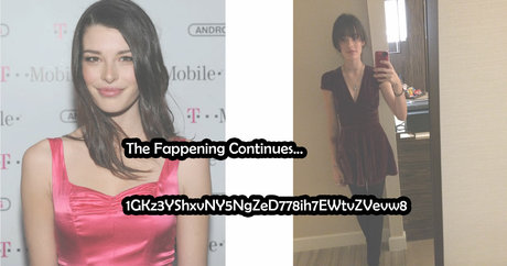 Carly Foulkes naked model images