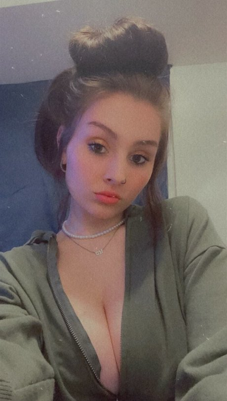 Faith Lynn star nice picture