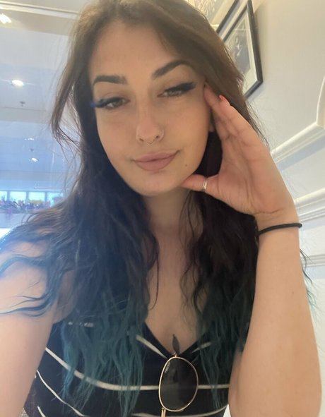 Wren Rainier beautiful star photos