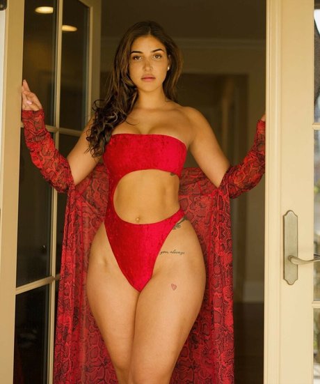 Alyssa Sorto adult model picture