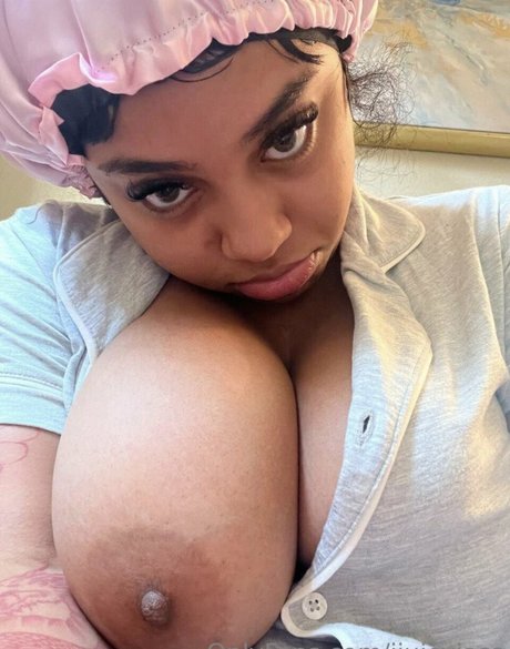 jasmynaaliyah art actress picture