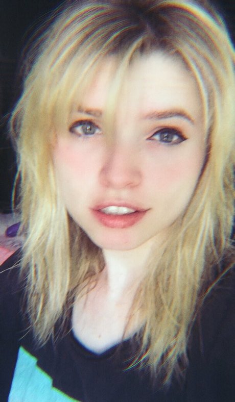 Thejamplan adult model picture