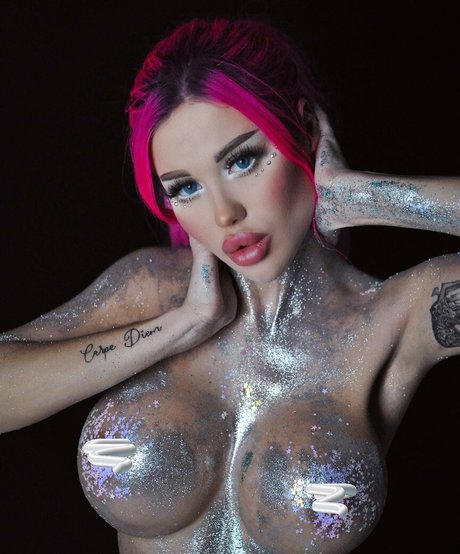 Viktoria Shock beautiful actress pictures