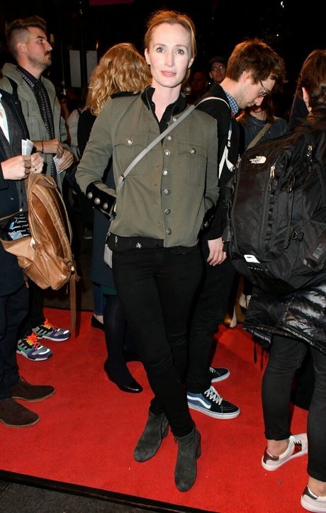 Genevieve O Reilly model art archive