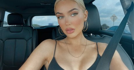 OliviaMaeBae pornographic star galleries