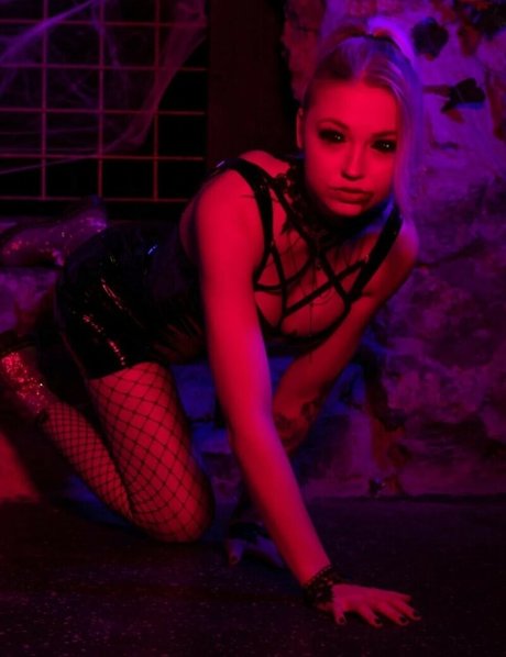 blonde wife onlyfans best archive