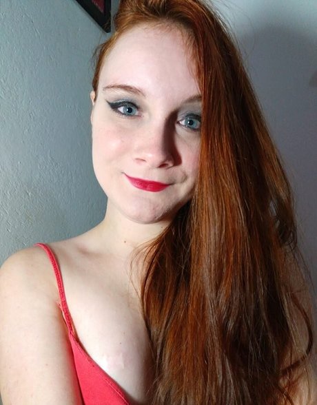 Carol G free star galleries