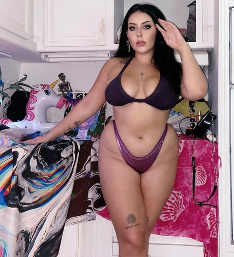 Lavenderbby nude pornstar image