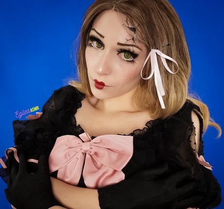 Egilea ASMR pornstar pretty photo