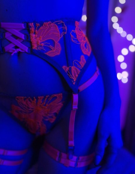 Maryvi pornstar beautiful pic