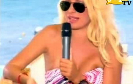 Eleni Menegaki star best photo