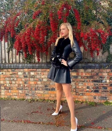 red hair onlyfans free nude galleries