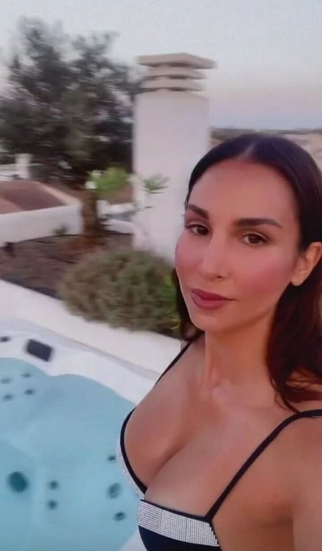 Sila Sahin star perfect pics