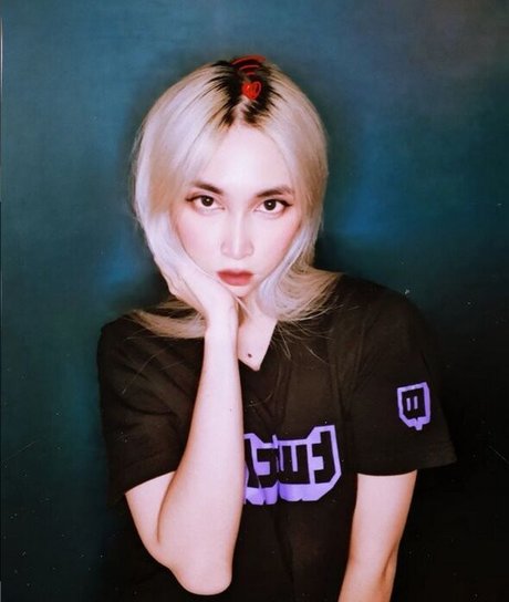 facedwithfate porn model picture