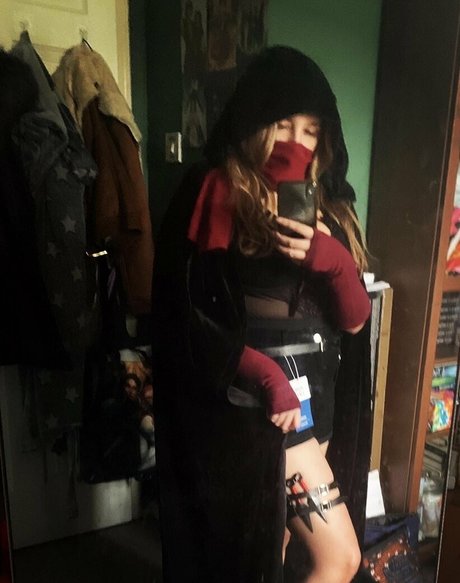 Zara Zahir erotic pornstar pictures