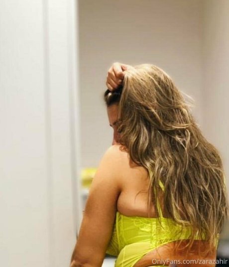 Zara Zahir model nudes gallery