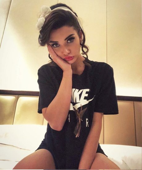 brunette ass onlyfans top gallery