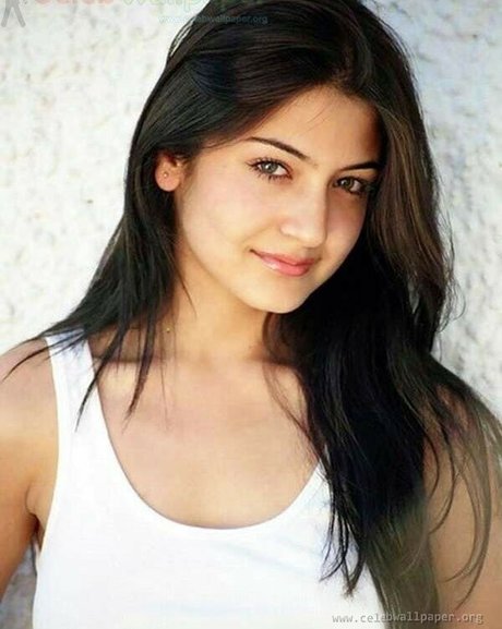 Anushka Sharma model nice galleries