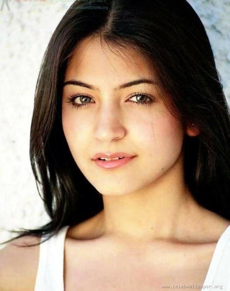 Anushka Sharma hot pornstar photos