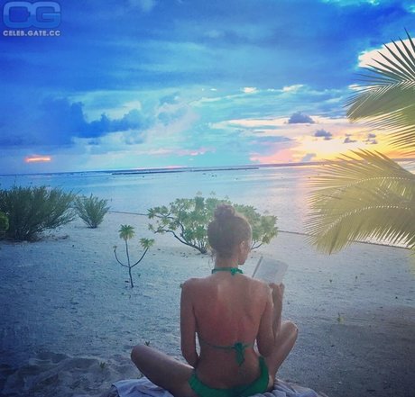 latex onlyfans nude galleries